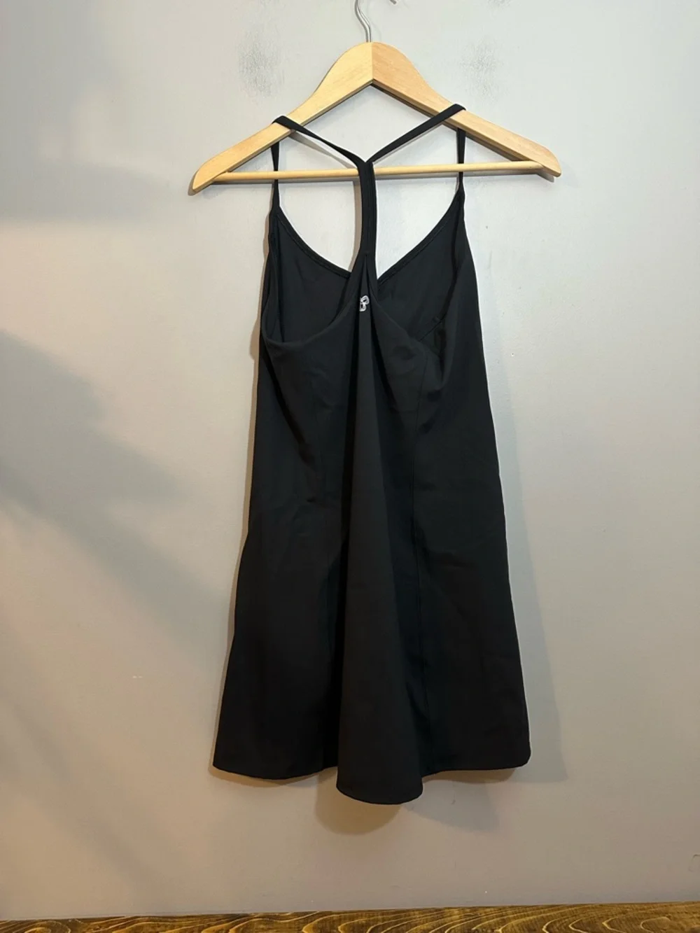 Aritzia TnAction Court Dress
Tennis mini dress Size Medium - Picture 4 of 7